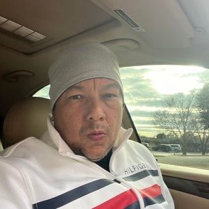 Meet your Posher, Jose luis